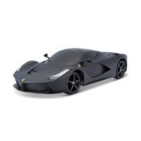 Maisto Tech R/C Ferrari LaFerrari: Op afstand bestuurde auto in schaal 1:24, 2,4 GHz, met pistoolgreepbediening, vanaf 5 jaar, 20 cm, mat zwart (581530-2)