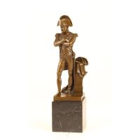 BRONZEN BEELD VAN STAANDE NAPOLEON