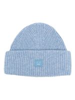 Acne Studios bonnet nervuré à logo appliqué - Bleu