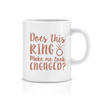 Mok Does this ring make me look engaged? Rosé