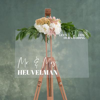 Transparant welkomstbord bruiloft mr. en mrs.