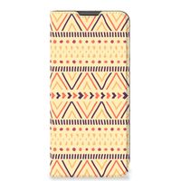 Motorola Moto G22 Hoesje met Magneet Aztec Yellow