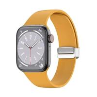By Qubix - Siliconen bandje - Folding Buckle - Oker - Compatible met Apple Watch 44mm / 45mm / 46mm / 49mm - Compatible Apple watch bandjes