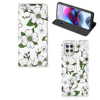 Motorola Moto G100 Smart Cover Dogwood Flowers