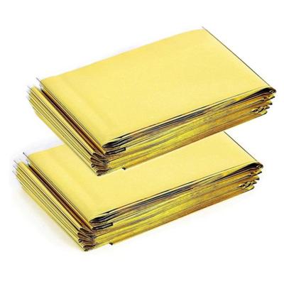 Nooddeken/reddingsdeken/isolatiedeken - 2x - 155 x 202 cm - goud - warmtedeken Nooddeken/reddingsdeken/isolatiedeken - 2x - 155 x 202 cm - goud - warmtedeken