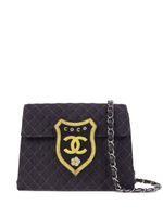 CHANEL Pre-Owned sac porté épaule en jean à patch logo (2005) - Noir - thumbnail