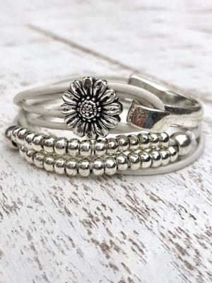 Boho Silver Floral Pattern Beaded Leather Rope Layered Bracelet Beach Vacation Ethnic Jewelry
