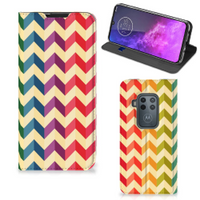 Motorola One Zoom Hoesje met Magneet Zigzag Multi Color