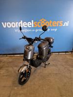 IVA E-GO S2 Zilver 45 Km/h Tweedekans - Elektrische Scooter