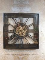 Wandklok klok industrieel metaal open vierkant tandwielen antique black 80 cm