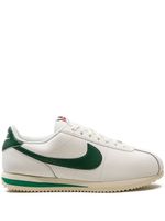 Nike baskets Cortez 'Sail/orge Green' - Blanc