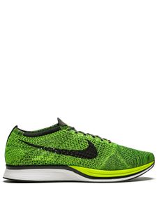 Nike baskets Flyknit Racer - Vert