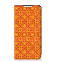 Samsung Galaxy S22 Hoesje met Magneet Batik Oranje - thumbnail