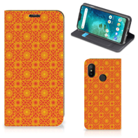 Xiaomi Mi A2 Lite Hoesje met Magneet Batik Oranje