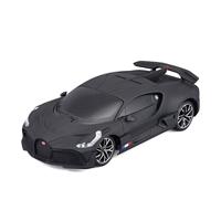 Maisto Tech R/C Bugatti Divo: op afstand bestuurde auto in schaal 1:24, 2,4 GHz, met pistoolgreepbediening, vanaf 5 jaar, mat zwart (581515-1)