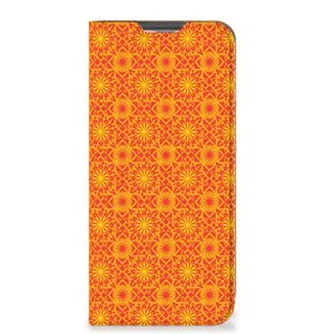 Samsung Galaxy A13 (4G) Hoesje met Magneet Batik Oranje