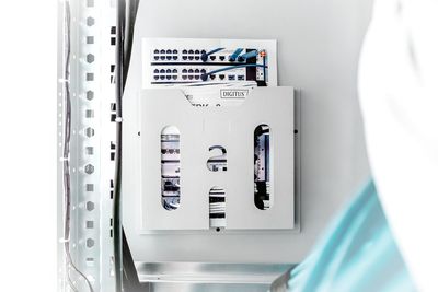 Digitus DN-97679 19 inch Behuizingaccessoire Grijs, Grijs-wit (RAL 7035), Lichtgrijs