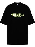 VETEMENTS t-shirt en coton à logo imprimé - Noir