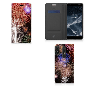 Nokia 5.1 (2018) Hippe Standcase Vuurwerk