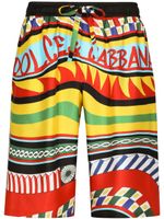 Dolce & Gabbana bermuda en soie à imprimé Carreto - Multicolore