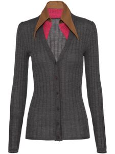 Prada cardigan en soie mélangée à col contrastant - Gris