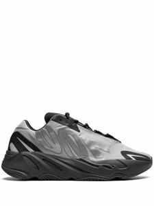 adidas Yeezy baskets YEEZY 700 MNVN 'Métallic' - Gris