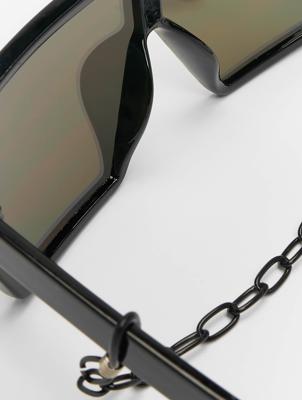 Urban Classics / Zonnebril Chain in zwart