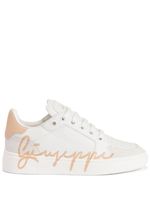 Giuseppe Zanotti baskets Gz94 à logo imprimé - Blanc