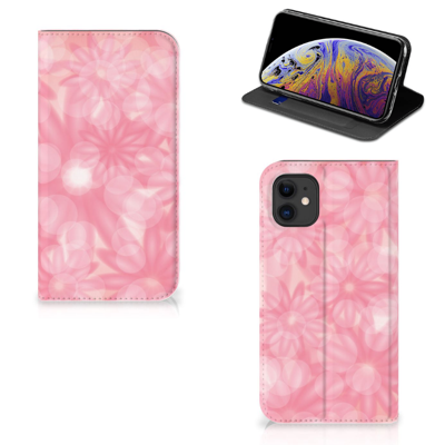 Apple iPhone 11 Smart Cover Spring Flowers Apple iPhone 11 Smart Cover Spring Flowers