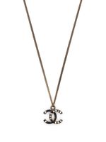 CHANEL Pre-Owned collier orné de perles artificielles à pendentif CC (années 2007)