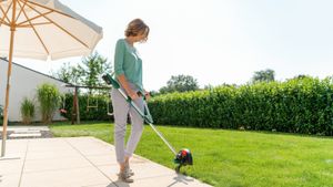 Bosch Home and Garden UniversalGrassCut 18V-26 Grastrimmer Accu Zonder accu 18 V Snijbreedte max.: 26 cm