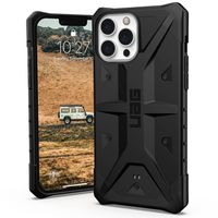 UAG - Pathfinder backcover hoes - iPhone 13 Pro Max - Zwart + Lunso Tempered Glass - thumbnail