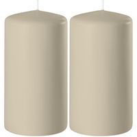 2x Beige cilinderkaarsen/stompkaarsen 6 x 10 cm 36 branduren