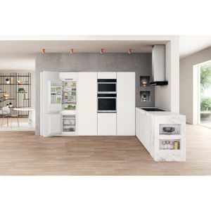 Whirlpool WHC18 T323 Inbouw koel-vriescombinatie