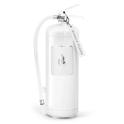 Witte brandblusser 6kg - Classic\n- Nordic Flame \n- Kleur: Gepolijst staal \n- Afmeting: 15 cm x 51,9 cm x 15 cm Witte brandblusser 6kg - Classic\n- Nordic Flame \n- Kleur: Gepolijst staal \n- Afmeting: 15 cm x 51,9 cm x 15 cm