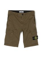 Stone Island Junior logo-patch cargo shorts - Vert