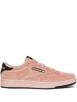 Reebok LTD baskets Club C en daim - Rose