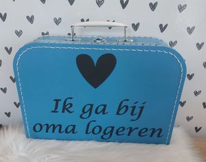 Koffertje &apos;&apos;ik ga bij oma logeren&apos;&apos;