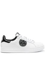 Versace Jeans Couture baskets Court 88 à patch logo - Blanc