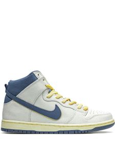 Nike baskets montantes SB Dunk Pro - Blanc