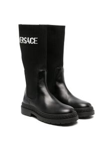 Versace Kids bottes montantes à patch logo - Noir