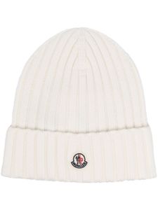 Moncler bonnet en laine vierge à design nervuré - Blanc