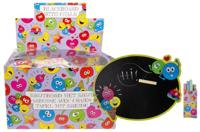 DUCKIEZ Kinderen lachend gezicht ontwerp krijtbord met krijt. Meerdere ontwerpen, ontwerp willekeurig gekozen. Ideale feesttasvulling, schoolcadeau of cadeau!