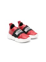 Moschino Kids baskets en cuir à logo imprimé - Rouge