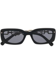 Chiara Ferragni lunettes de soleil à plaque logo - Noir