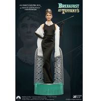 Breakfast at Tiffany&apos;s: Deluxe Audrey Hepburn 1:4 Scale Beeld