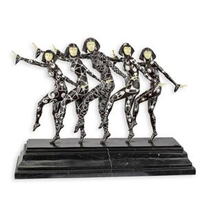 BRONZEN SCULPTUUR GENAAMD “MEISJES GROEP"