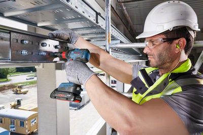 Bosch Professional GDX 18V-200 06019J2205 Accu-draaislagmoeraanzetter 200 Nm 18 V Aantal meegeleverde accus: 0 Li-ion Incl. koffer, Brushless, Zonder accu