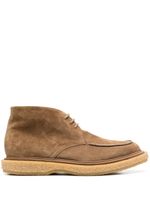 Officine Creative desert boots Bullet en daim - Tons neutres