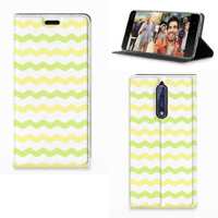 Nokia 8 Hoesje met Magneet Waves Yellow
